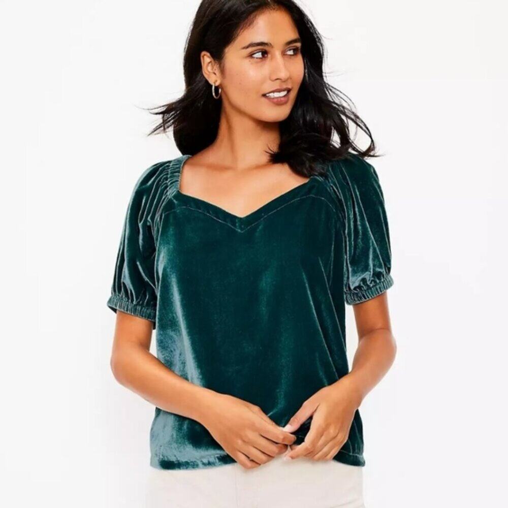 Loft Velvet Puff Short Sleeve Blouse Green Size Small NWT